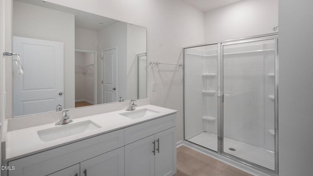 75-tobacco-woods-019