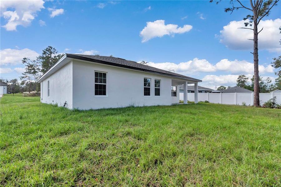 Exterior details and patio area of a home in , Ocala (Image 21). Exterior details and patio area of a home in , Ocala (Image 21).