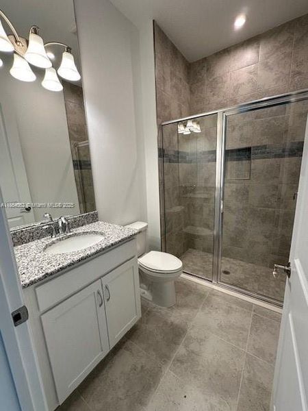 Furnished interior view inside a new home in , Port St. Lucie (Image 10).