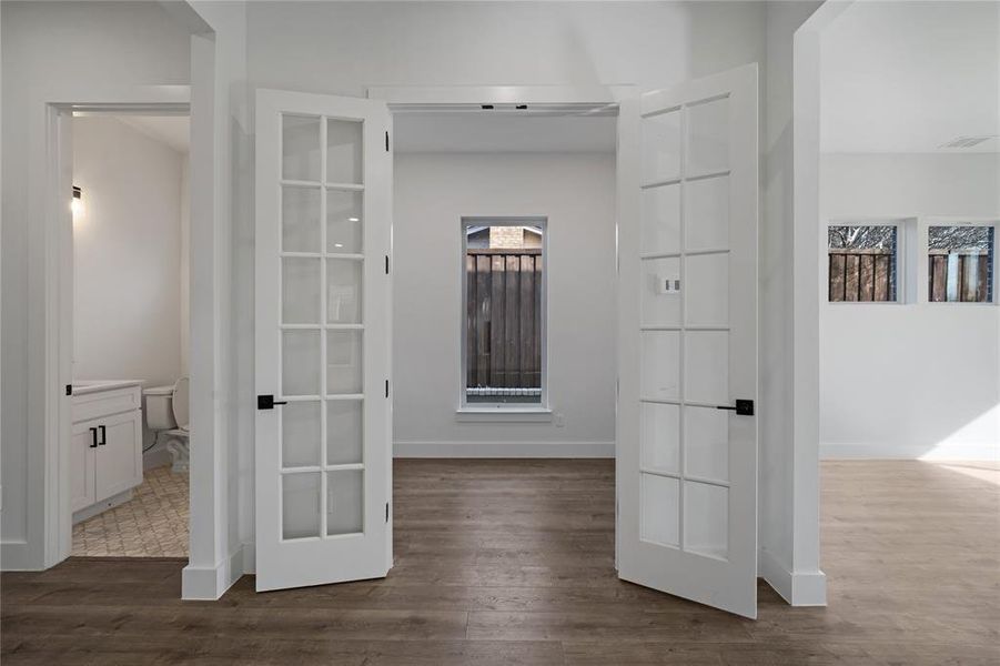 Spacious, unfurnished interior of a new home in , Garland (Image 20).