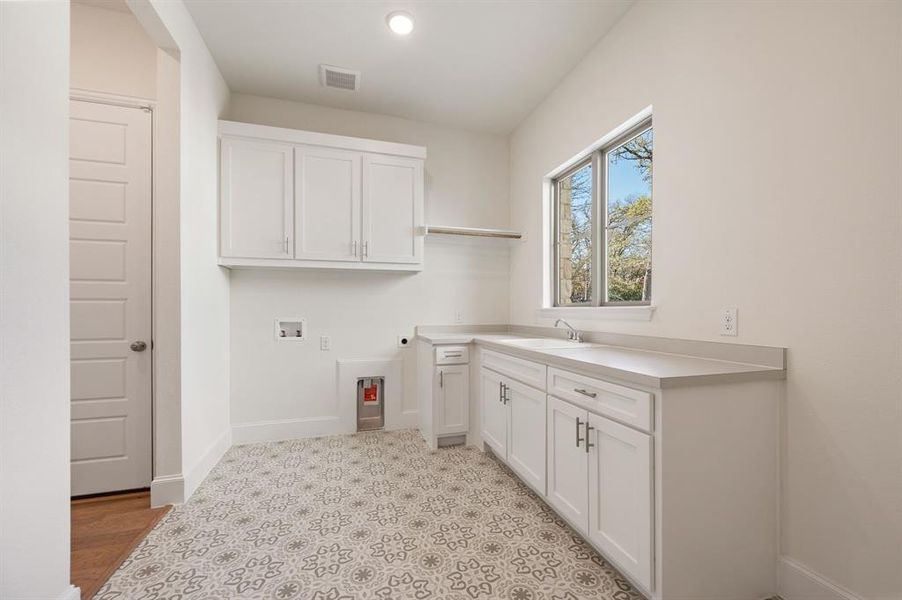 Furnished interior view inside a new home in , Keller (Image 15). Furnished interior view inside a new home in , Keller (Image 15).