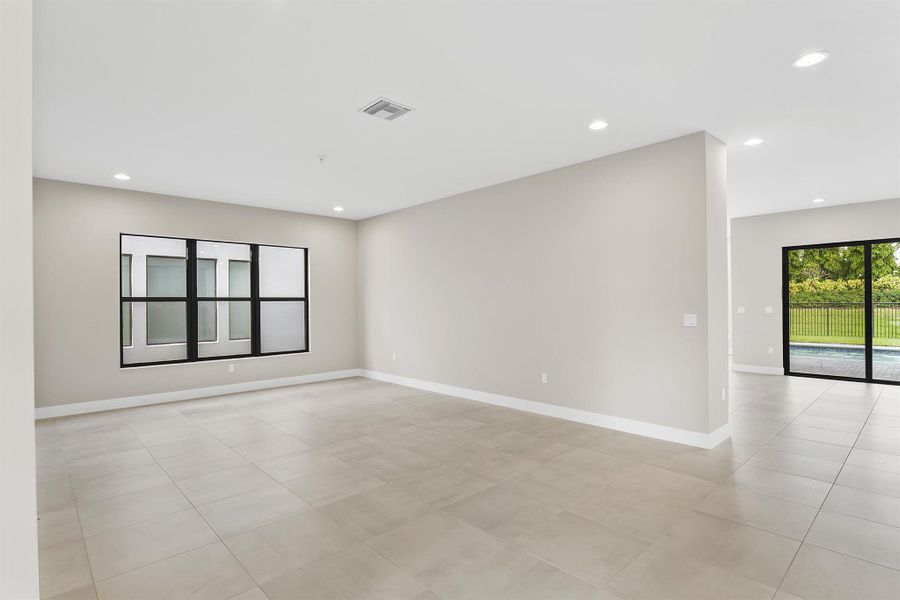 Spacious, unfurnished interior of a new home in , Boca Raton (Image 20). Spacious, unfurnished interior of a new home in , Boca Raton (Image 20).