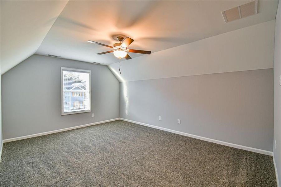 Spacious, unfurnished interior of a new home in , Lula (Image 14).