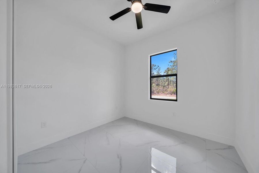 Spacious, unfurnished interior of a new home in , Lehigh Acres (Image 18).
