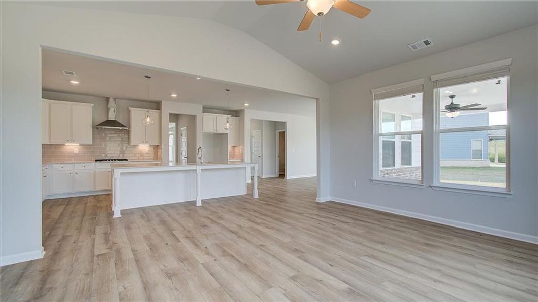 Spacious, unfurnished interior of a new home in Brighton, Locust Grove (Image 28).