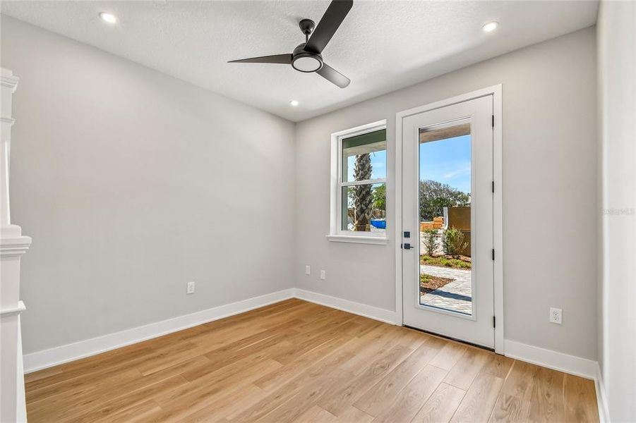 Spacious, unfurnished interior of a new home in EvenTide, New Smyrna Beach (Image 19).