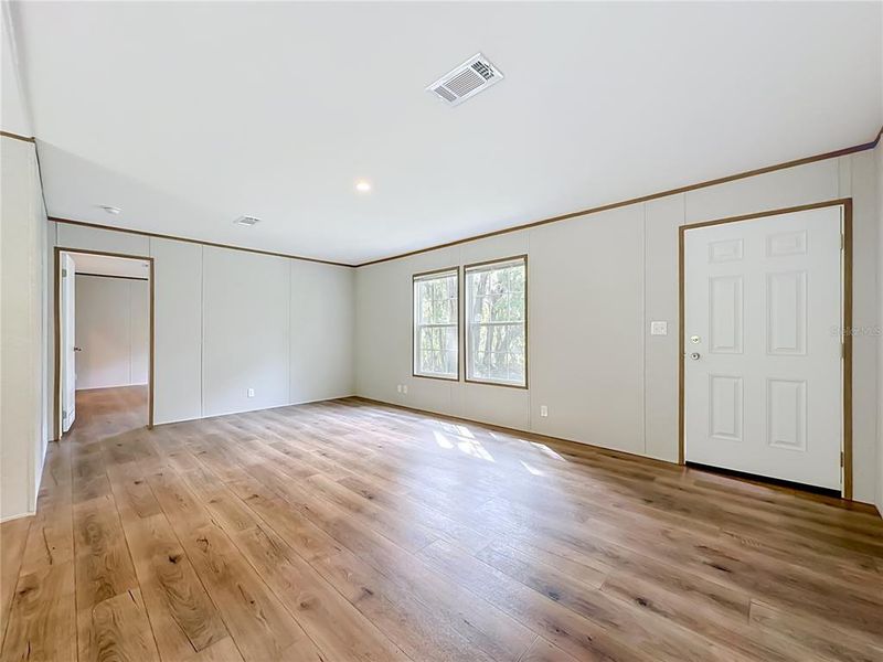 Spacious, unfurnished interior of a new home in , Satsuma (Image 28).