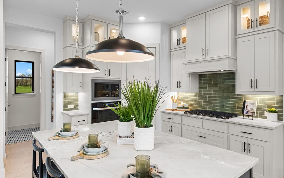 Representative furnished interior of a home built from the Linfield by Brookfield Residential in 40' Traditional Homes at The Grove Frisco, Frisco (Image 15). Representative furnished interior of a home built from the Linfield by Brookfield Residential in 40' Traditional Homes at The Grove Frisco, Frisco (Image 15).