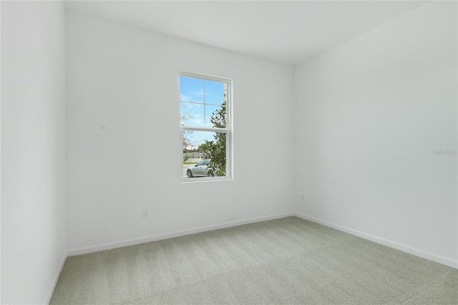 Spacious, unfurnished interior of a new home in Seasons at Grandview Gardens, Deland (Image 12).
