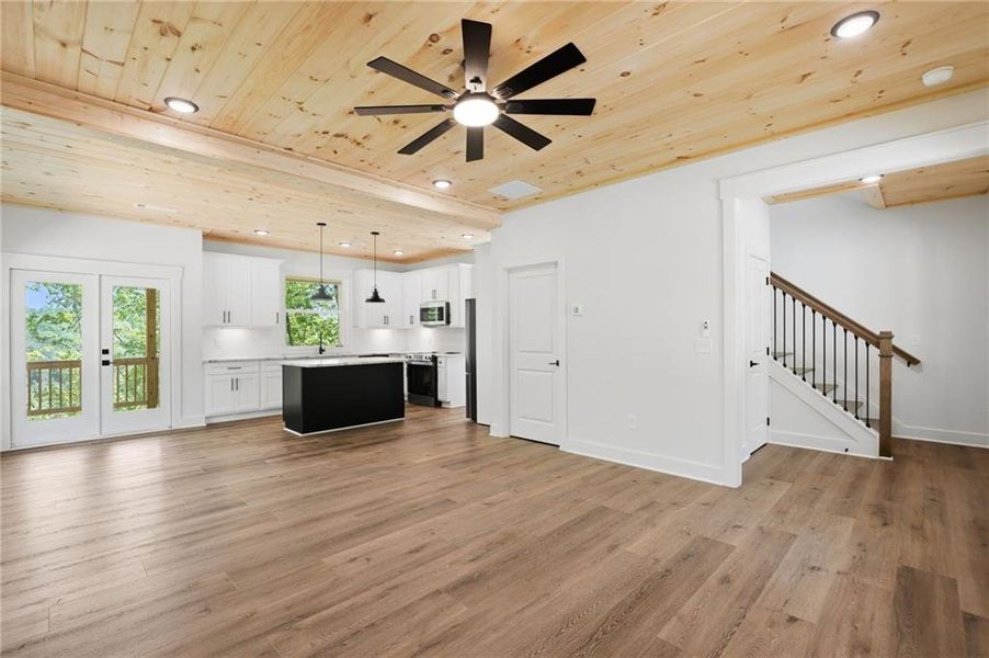 Spacious, unfurnished interior of a new home in , Ranger (Image 22).