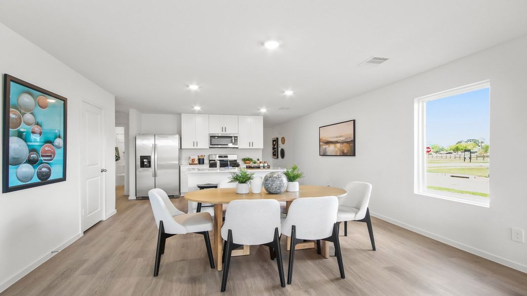 Representative furnished interior of a home built from the Barton by D.R. Horton in Sunset Valley, Hockley (Image 10).