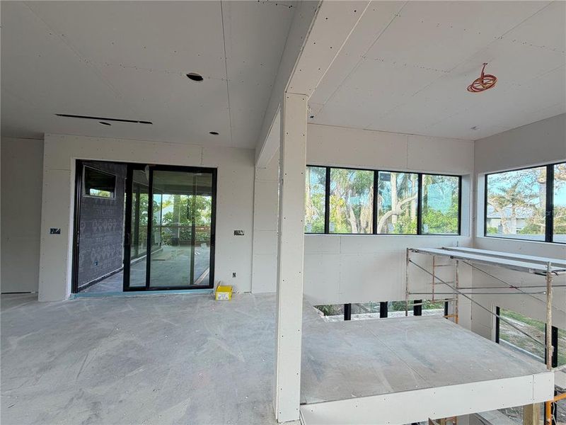 Exterior details and patio area of a home in , Sarasota (Image 3).