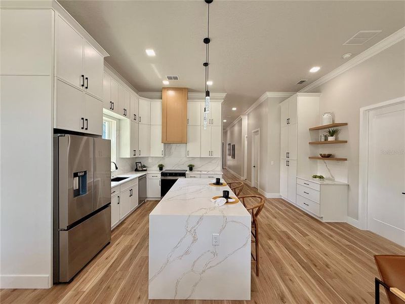 Furnished interior view inside a new home in , Orlando (Image 30).