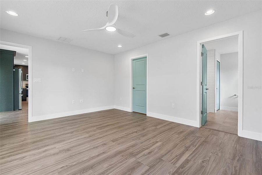 Spacious, unfurnished interior of a new home in , Bunnell (Image 47).