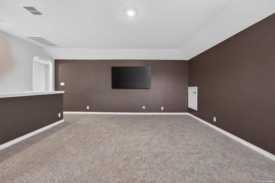 Spacious, unfurnished interior of a new home in Riverstone at Westpointe, San Antonio (Image 22).
