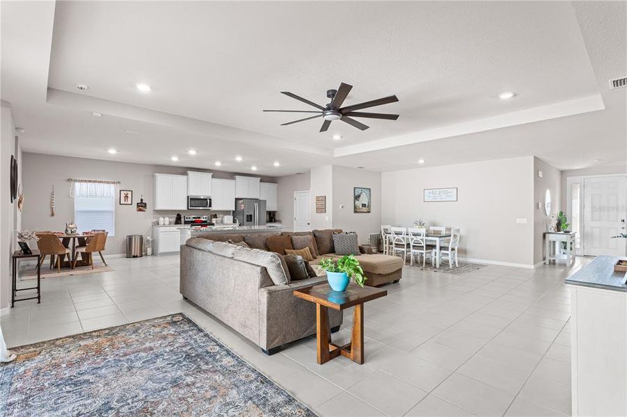 Furnished interior view inside a new home in Briarwood, Alachua (Image 10). Furnished interior view inside a new home in Briarwood, Alachua (Image 10).