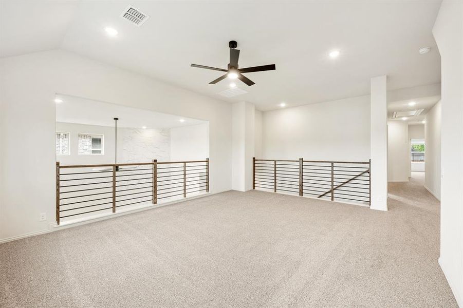 Spacious, unfurnished interior of a new home in Glenwood Meadows, Argyle (Image 37).