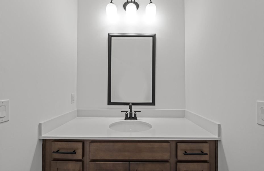 Representative interior finishes for a home built from the Stonegate by Pulte Homes in The Retreat at Carolina Ridge, Harrisburg (Image 23).