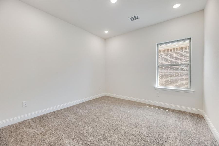 Spacious, unfurnished interior of a new home in Arbors at Legacy Hills, Celina (Image 21).