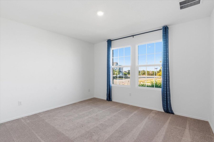 Spacious, unfurnished interior of a new home in Thunder Rock: Watermill Collection, Marble Falls (Image 18).