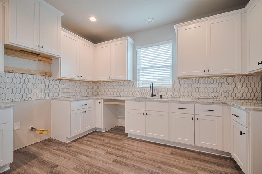 Furnished interior view inside a new home in La Segarra, Brookshire (Image 10).