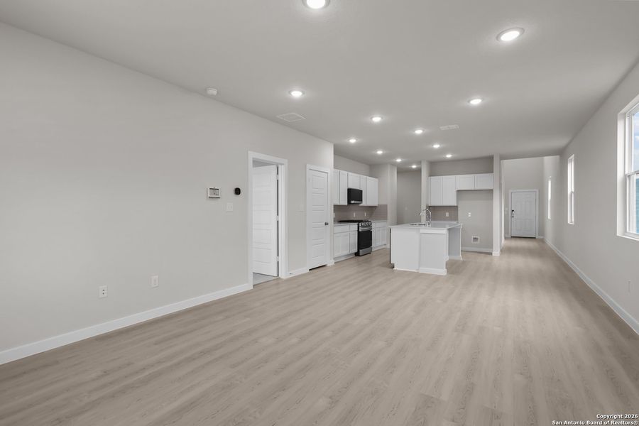 Spacious, unfurnished interior of a new home in Summerlin, San Antonio (Image 15). Spacious, unfurnished interior of a new home in Summerlin, San Antonio (Image 15).