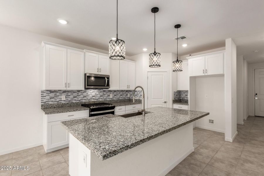 10 - Albeniz 8937 10 - Albeniz 8937