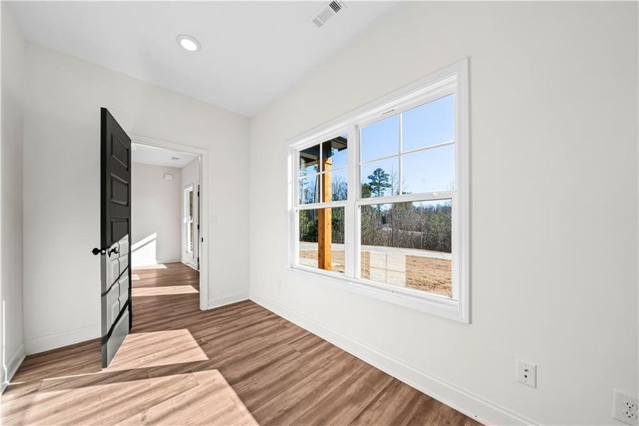 Spacious, unfurnished interior of a new home in , Dallas (Image 21).