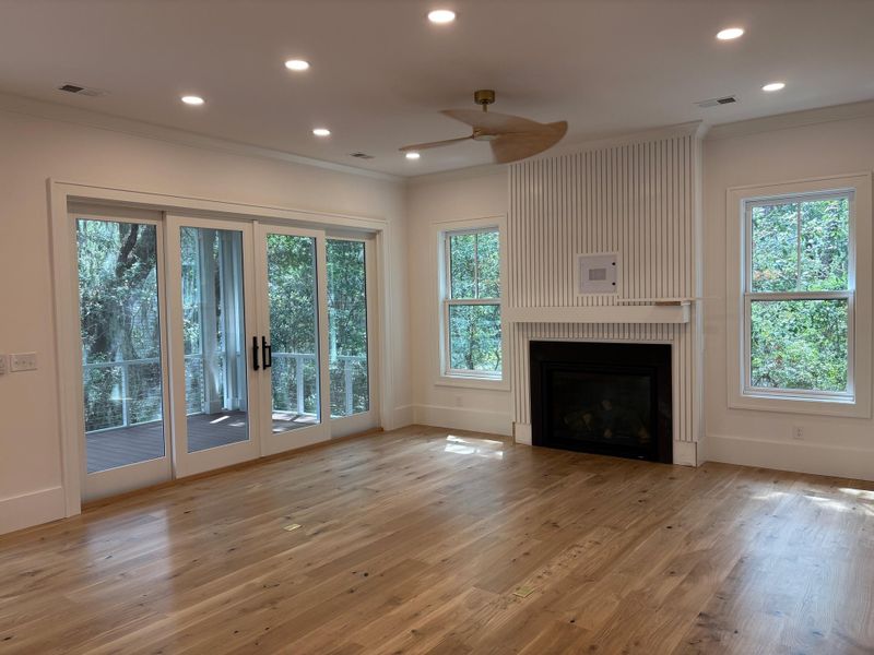 Spacious, unfurnished interior of a new home in , Seabrook Island (Image 32).