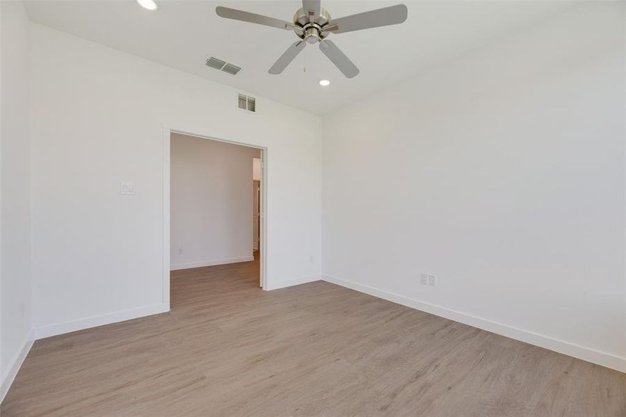 Spacious, unfurnished interior of a new home in Legacy Hills: Brookstone 60's, Celina (Image 11).