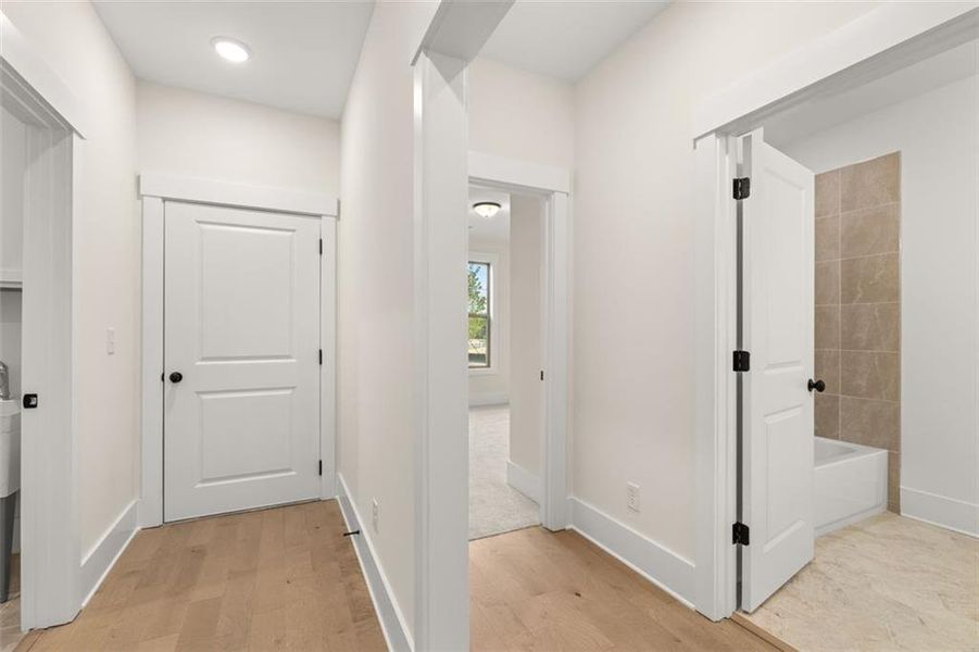 Spacious, unfurnished interior of a new home in Soleil Summit Chase, Snellville (Image 20).