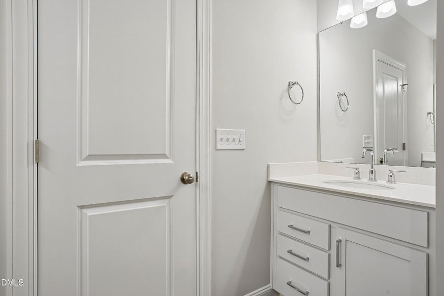 11-Powder Room 11-Powder Room