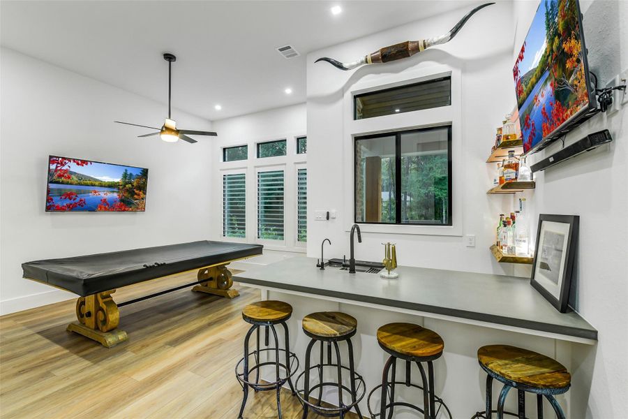 Downstairs Gameroom and Bar