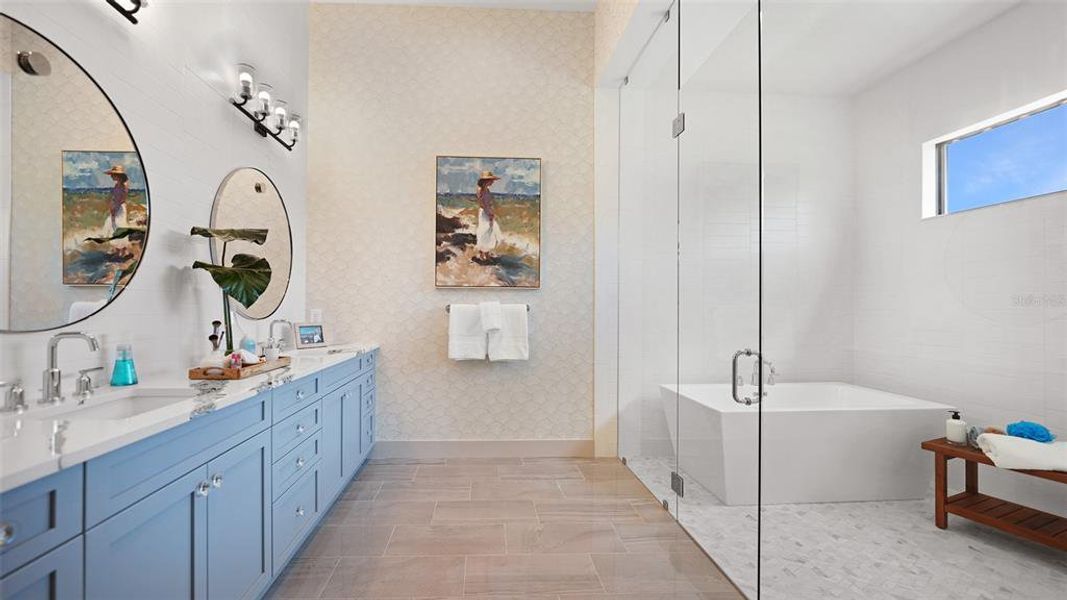 Furnished interior view inside a new home in , Venice (Image 63).