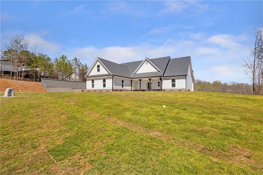 Exterior details and patio area of a home in , Pendergrass (Image 3).