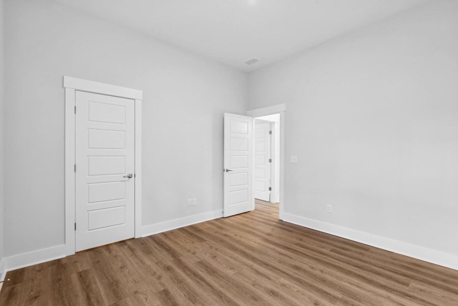 Spacious, unfurnished interior of a new home in Point Hope - Village Collection, Charleston (Image 26).