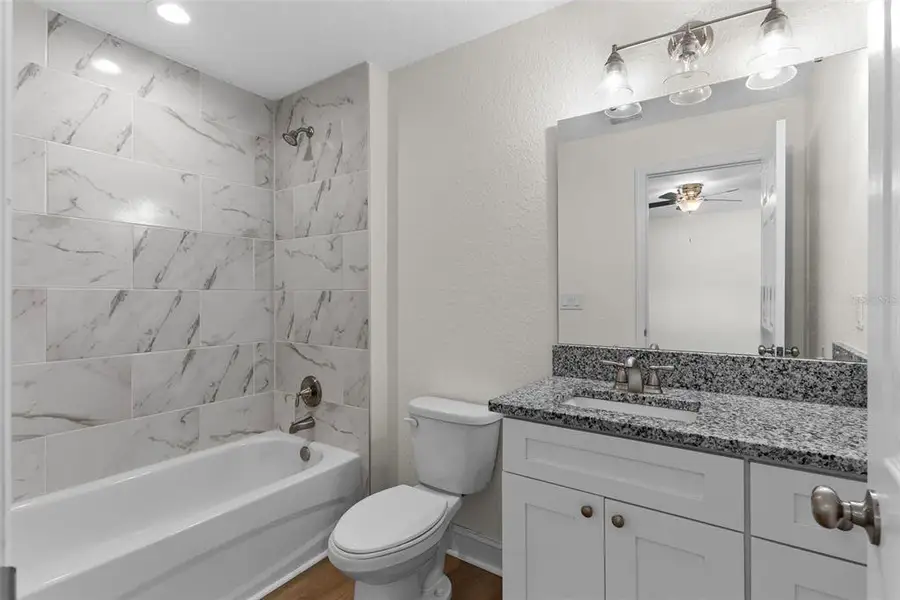 Furnished interior view inside a new home in , Auburndale (Image 9).