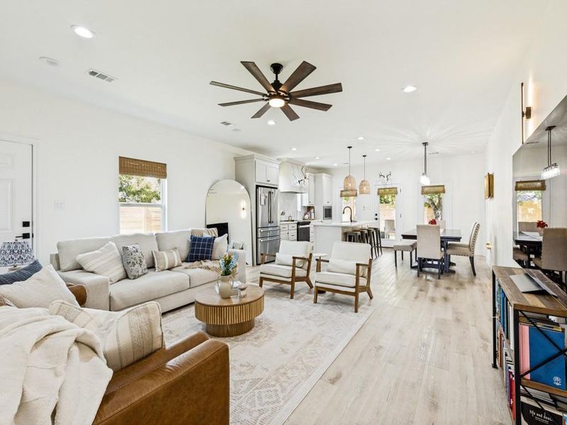Furnished interior view inside a new home in , Boyd (Image 12).