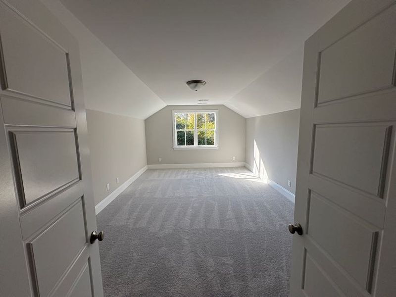 Spacious, unfurnished interior of a new home in Riverside Cove, Wilmington (Image 35).