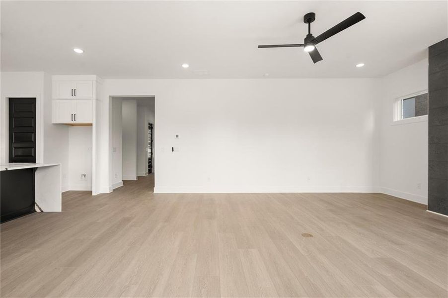 Spacious, unfurnished interior of a new home in The Gathering – Alpharetta, Alpharetta (Image 39).
