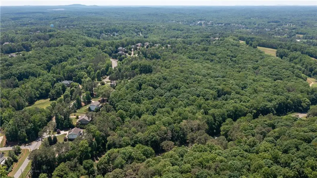 Natural landscape and outdoor views near in Alpharetta (Image 5). Natural landscape and outdoor views near in Alpharetta (Image 5).