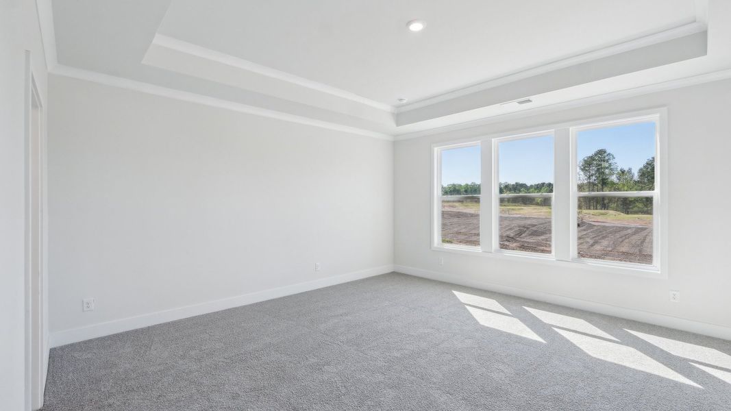Representative unfurnished interior of a home built from the Sycamore by D.R. Horton in Westport, York (Image 21).