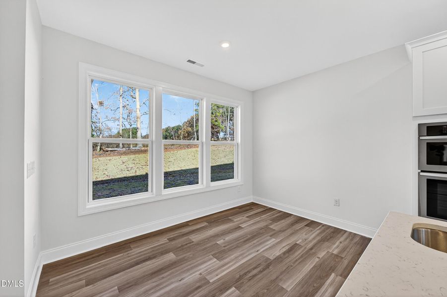 16 -140 w fountainhead lane, interior 16 -140 w fountainhead lane, interior