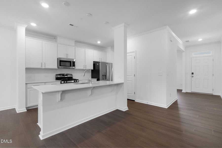 SUN_SherriDowns_Pic_Leighton-25