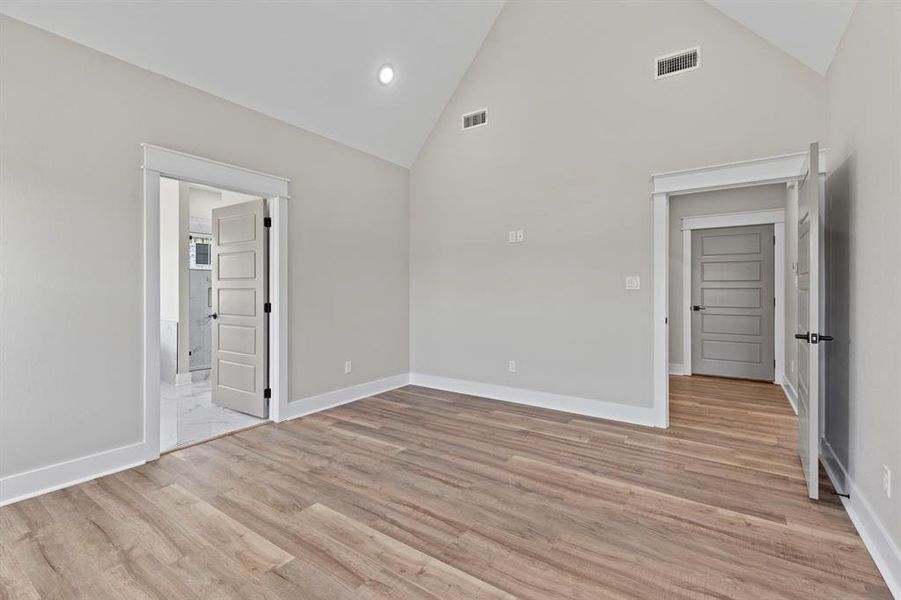 Spacious, unfurnished interior of a new home in , Tyler (Image 19). Spacious, unfurnished interior of a new home in , Tyler (Image 19).