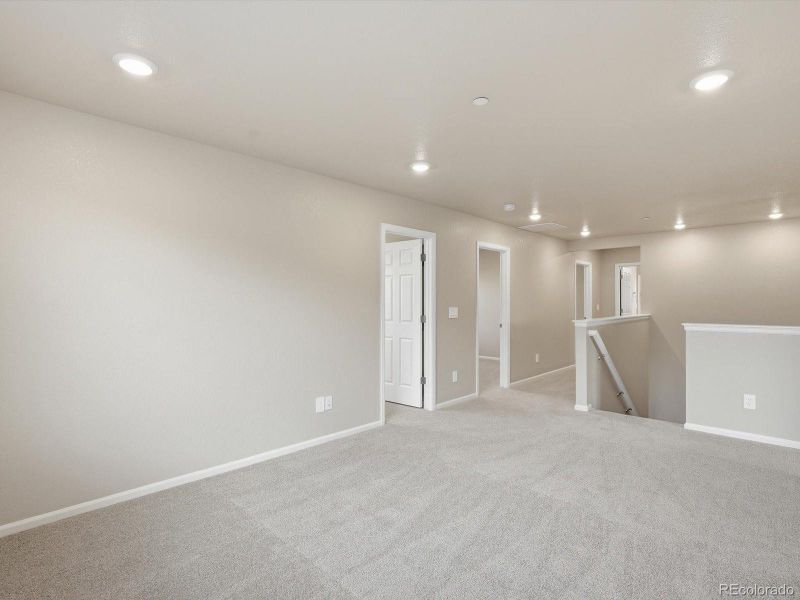 Spacious, unfurnished interior of a new home in , Commerce City (Image 18).