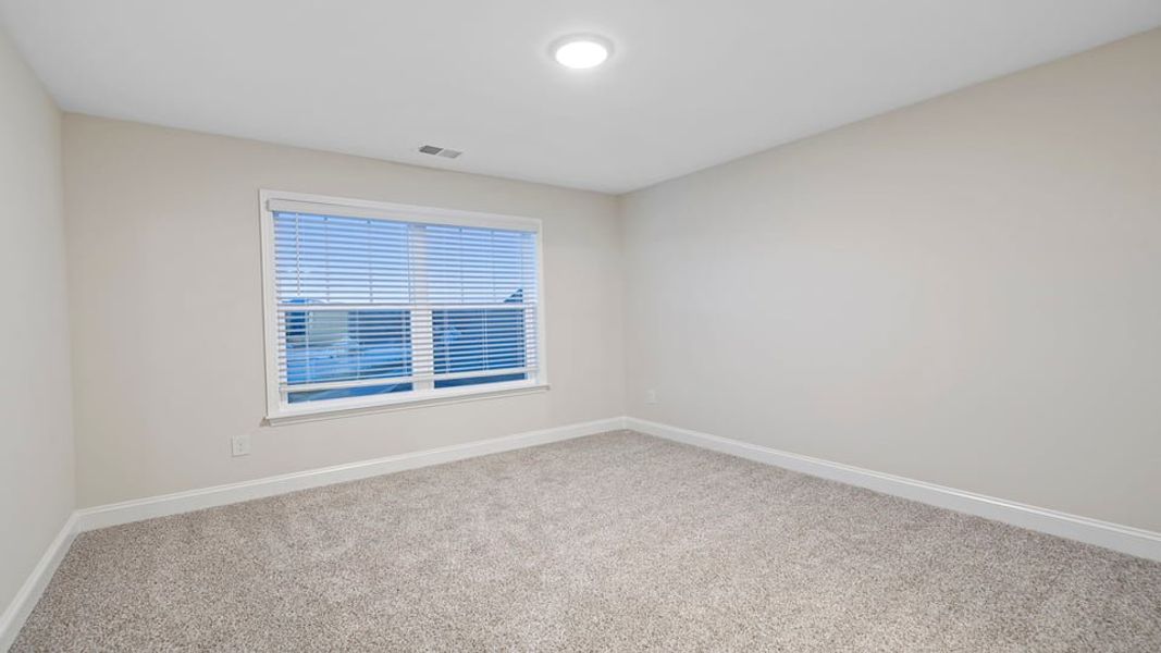 Spacious, unfurnished interior of a new home in Pinebrook, Woodruff (Image 29).