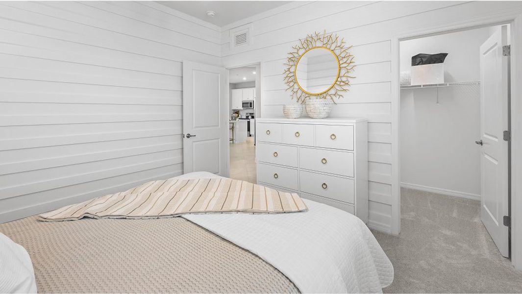 6104 Mangrove Bed2 3of4