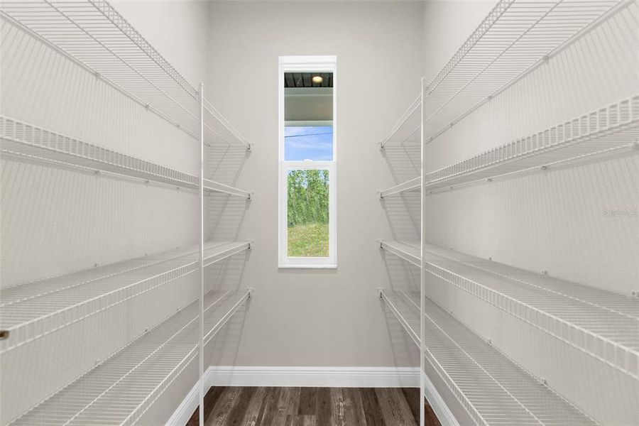 Spacious, unfurnished interior of a new home in , Weeki Wachee (Image 56).