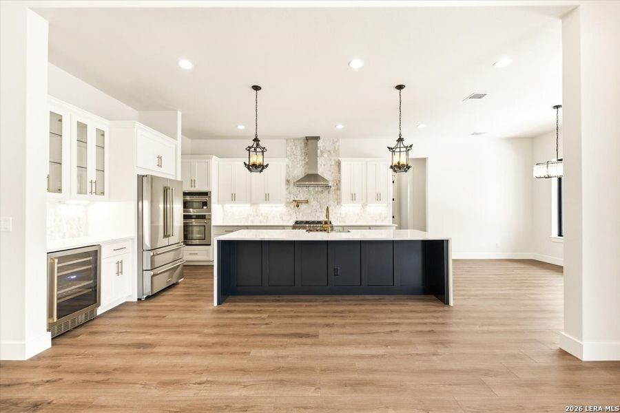 Furnished interior view inside a new home in , Canyon Lake (Image 12).